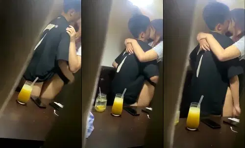 Poster of Các em giờ bạo quá, đi cà phê mà cởi đồ chịch luôn trong phòng